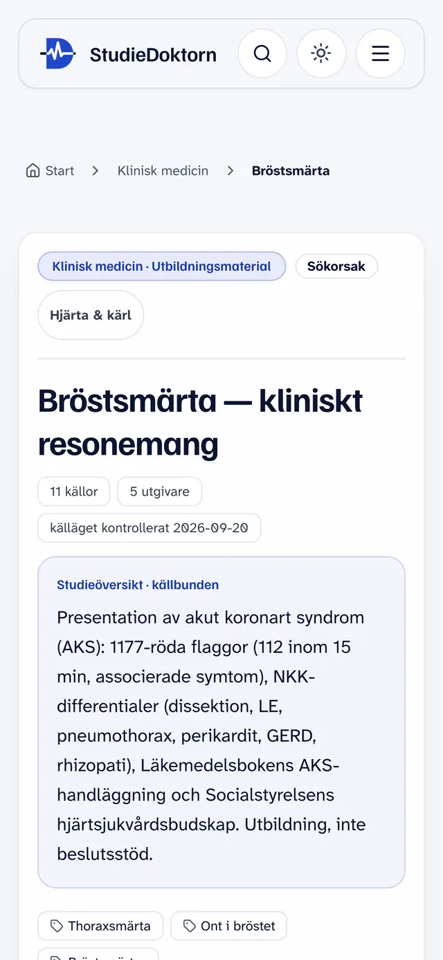 Studiesida om bröstsmärta i StudieDoktorn med antal källor och en källbunden studieöversikt, i en mobil.